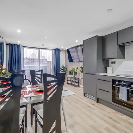Florence Street Apartment